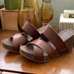 Blowfish wedge brown sandals 6.5